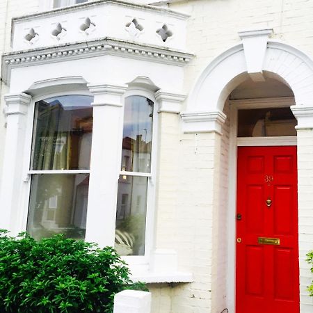 Colourful 2 Bed 2 Bath Tooting House Apartment Лондон Екстериор снимка